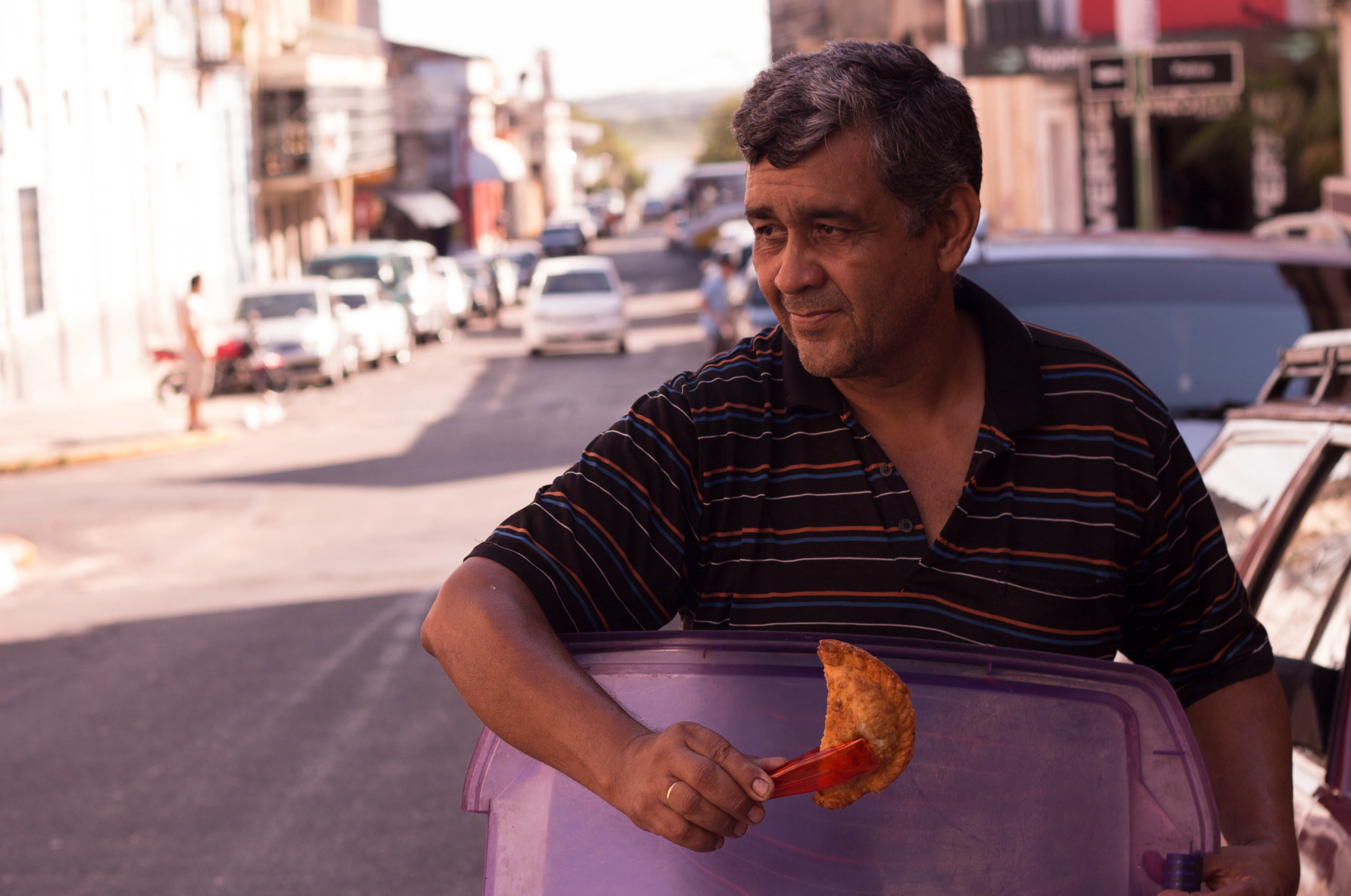 Asuncion - Buying an empanada