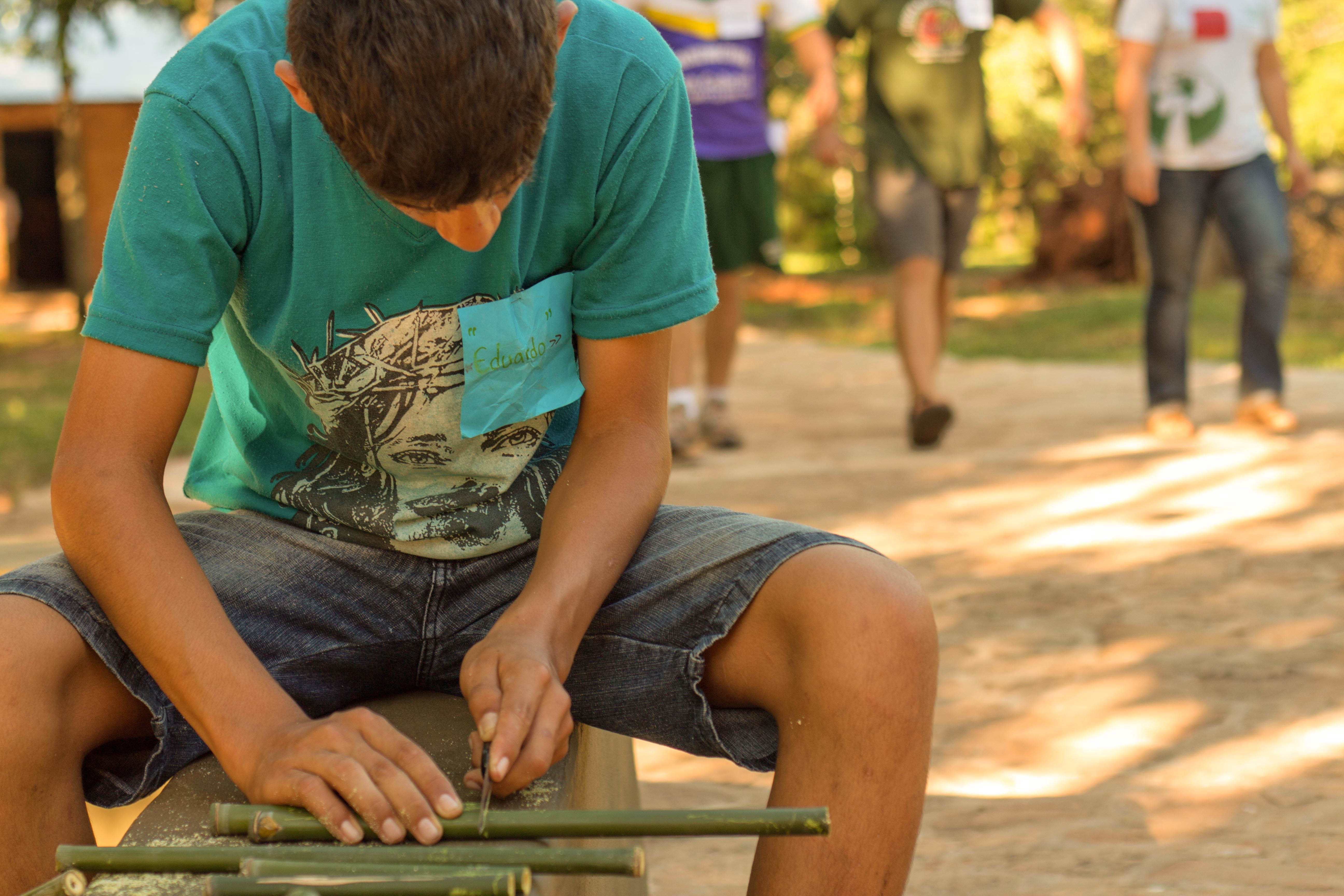 Paraguay Verde V - Cutting bamboo